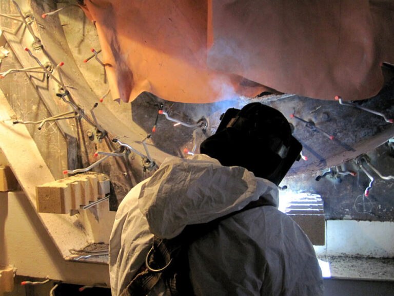 020_Refractory Clip Installation