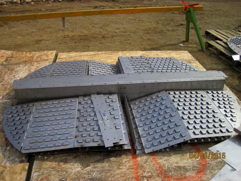 033_Tray Components to Install