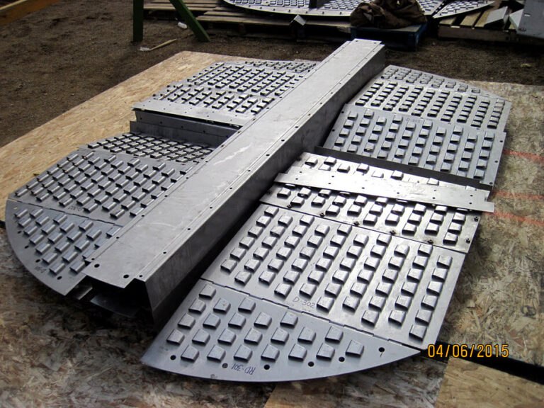 034_Tray Components to Install